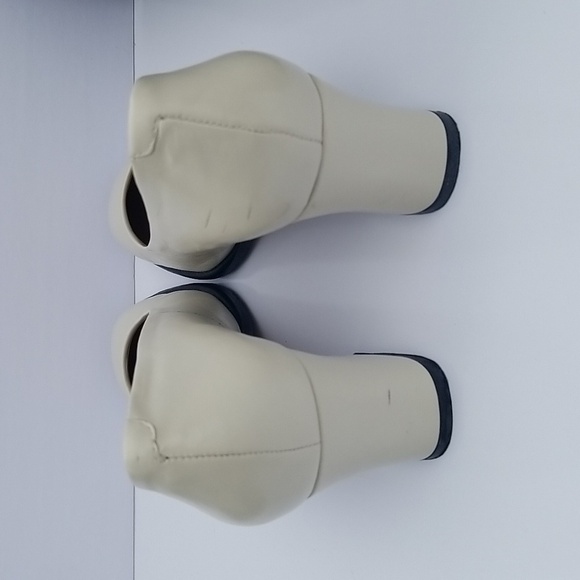 Andrew Geller Magic Women's Bliss Bone Pumps 6.5 M - Picture 4 of 8